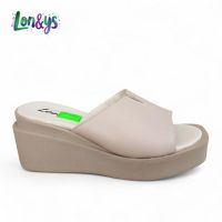 Купить Шлепанцы DvaShoes Bad-385 beige на obuv-plus.com.ua