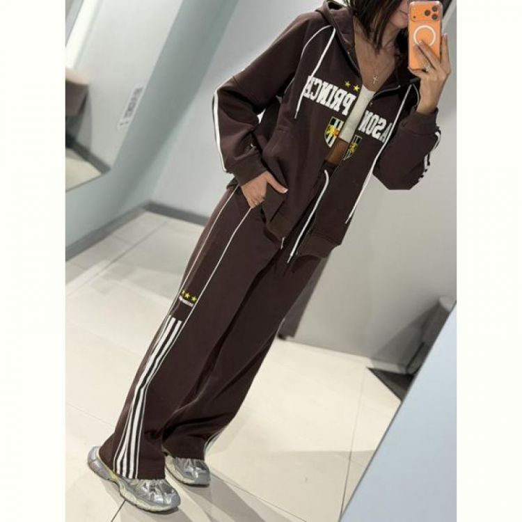 Купить Костюм спорт Comod 58061 chocolate на obuv-plus.com.ua