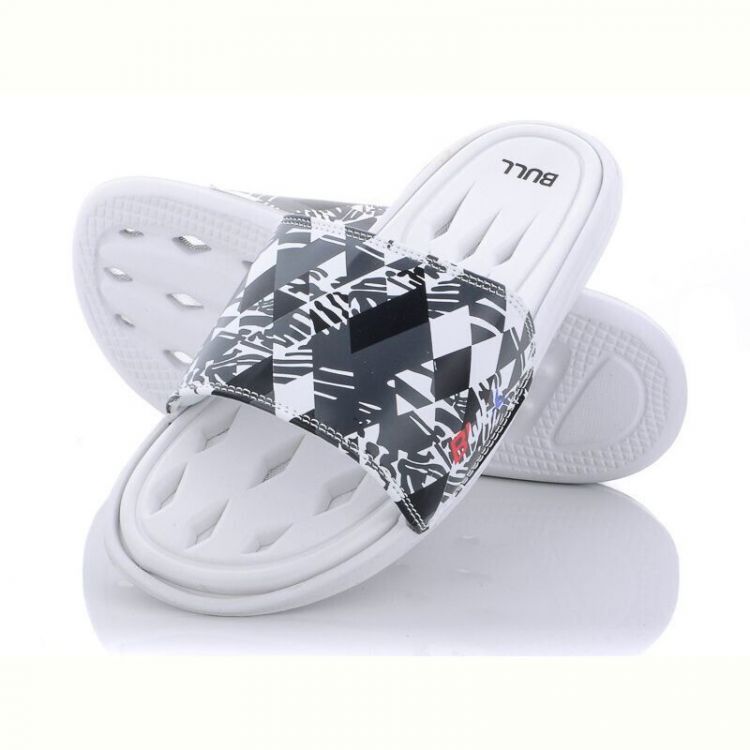 Купить Шлепанцы Obuv OK R021 (w43) white-black на obuv-plus.com.ua