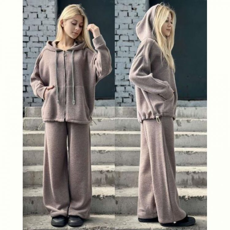 Купить Костюм спорт Karolina KR306 l.brown на obuv-plus.com.ua