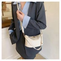 Купить Сумка Fashion Bag D9791-2 milk на obuv-plus.com.ua