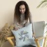 Купить Подушка декоративная 50х50 см Simplicity IDEIA антиаллергенная мята с вышивкой на obuv-plus.com.ua