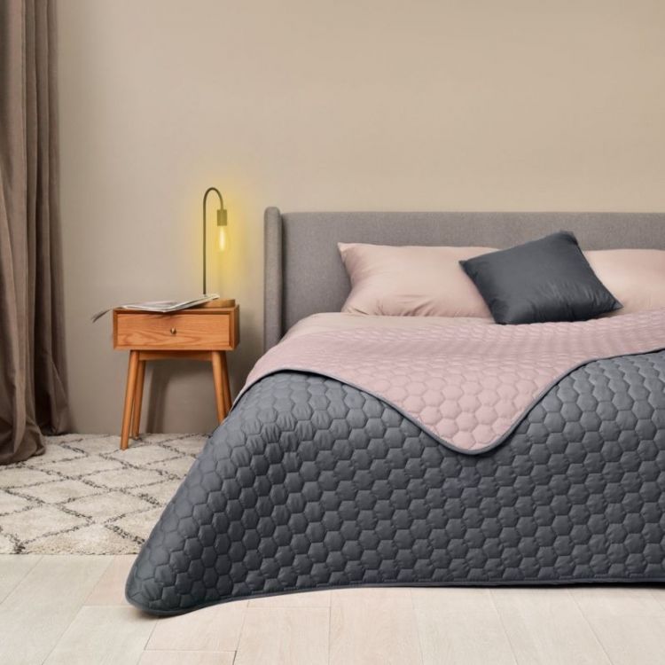 Купить Покрывало на кровать Silhouette 220x240 IDEIA двухстороннее прочная стежка ткани антиаллергенное серое на obuv-plus.com.ua
